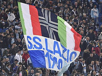 Mussolini's great-grandson sig...